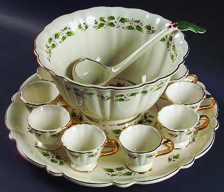 Holly Holiday (13 Pc) Punch Set (Punch Bowl,10 Cups,Ladle &Tray)