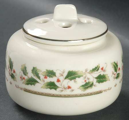 Holly Holiday Potpourri Simmerer & Lid by Royal Limited