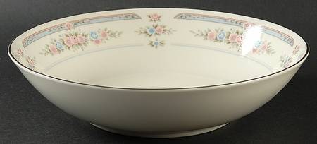 Nicole 9" Round Vegetable Bowl