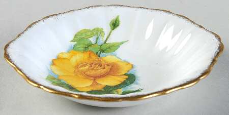 Wheatcroft Roses (England) 5" Sweet Meat Dish