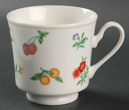 Chelsea (No Trim, Mustard Ring) Footed Cup