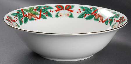 Holiday Cheer 9" Round Vegetable Bowl