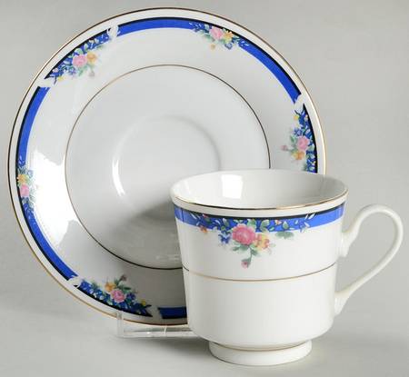 Morning Rose Footed Cup & Saucer Set