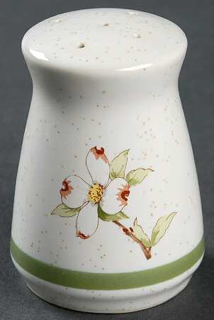 Dogwood Pepper Shaker