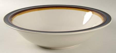 Exquisite 9" Round Vegetable Bowl