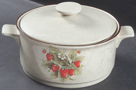 Glendale 2 Qt Round Covered Casserole