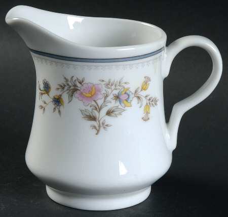 Hampton Creamer