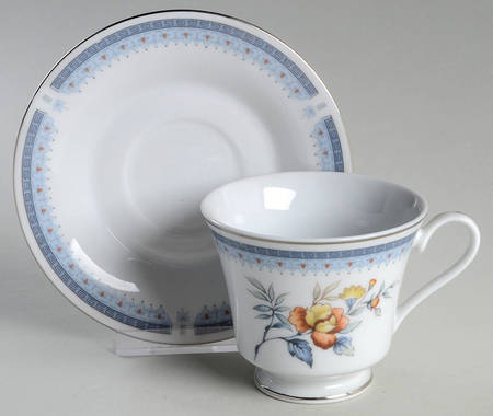 Imperial Garden Footed Cup & Saucer Set by Ranmaru