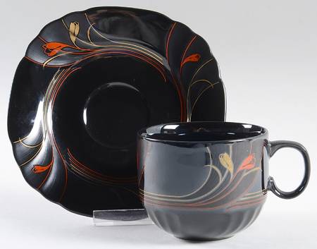 Masterpiece Flat Cup & Saucer Set by Ranmaru