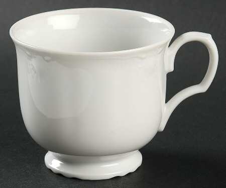 Pebble Beach Footed Cup