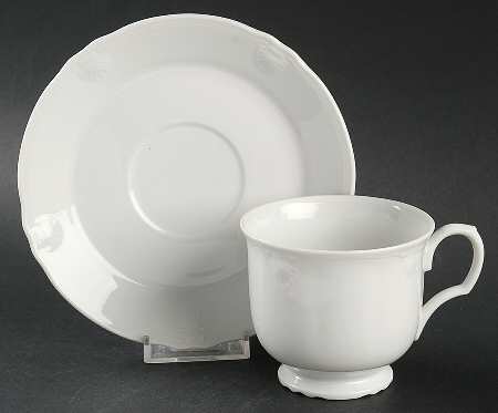 Pebble Beach Footed Cup & Saucer Set