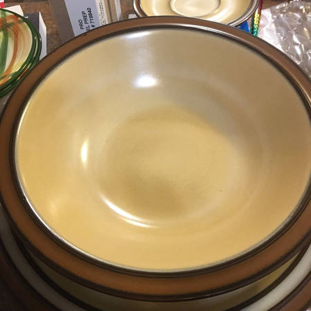 Sand Dune 9" Round Vegetable Bowl