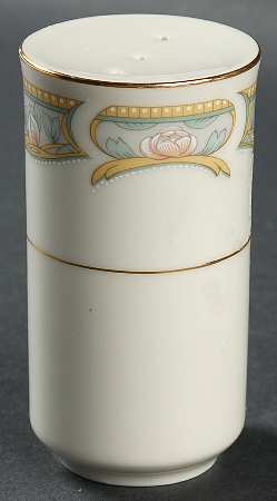 Woodstock Pepper Shaker