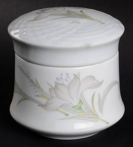 Daffodil Sugar Bowl & Lid