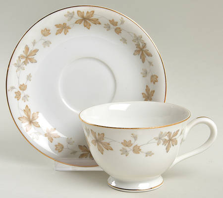 Brierly Footed Cup & Saucer Set