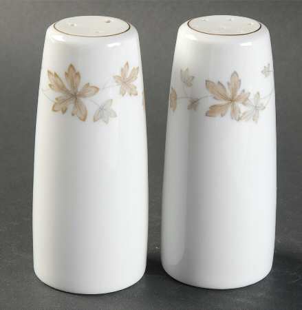 Brierly Salt & Pepper Set