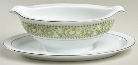 Chadwick Gravy Boat with Attached Underplate
