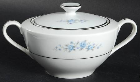 Charm Sugar Bowl & Lid