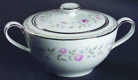 Colebrook Sugar Bowl & Lid