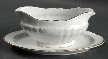 Dorena Gravy Boat & Underplate/Relish