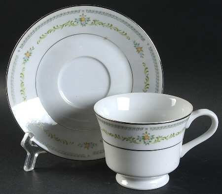 Elaine Footed Cup & Saucer Set