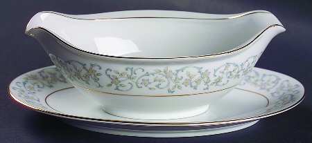 Fairview Gravy Boat & Underplate/Relish