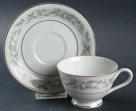 Louise Footed Cup & Saucer Set