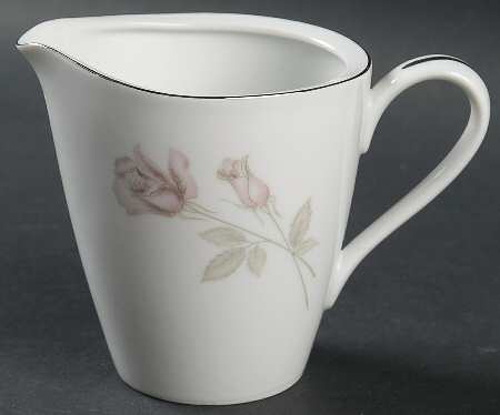 Montrose Creamer
