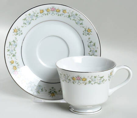 Petit Fleur Footed Cup & Saucer Set