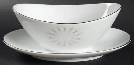 Pisa Gravy Boat with Attached Underplate