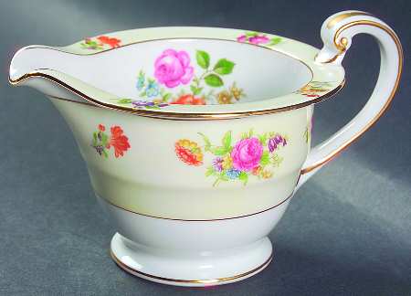 RO9 Creamer
