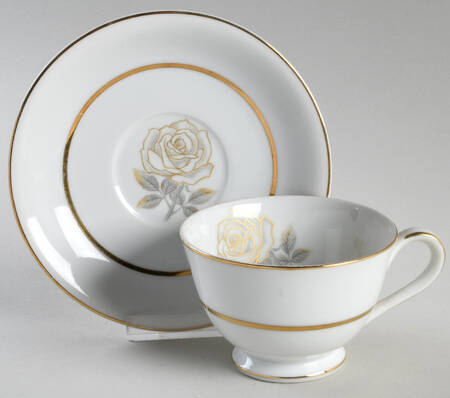 Rosa Footed Cup & Saucer Set