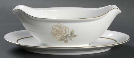 Rosa Gravy Boat with Attached Underplate