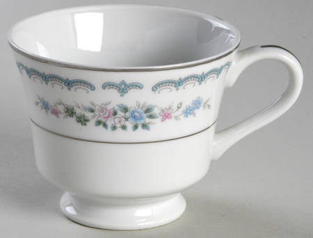 Rose Villa Footed Cup