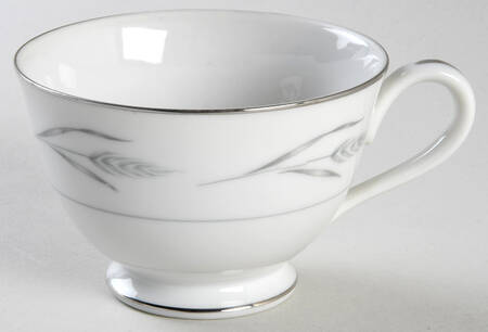 Serene Footed Cup