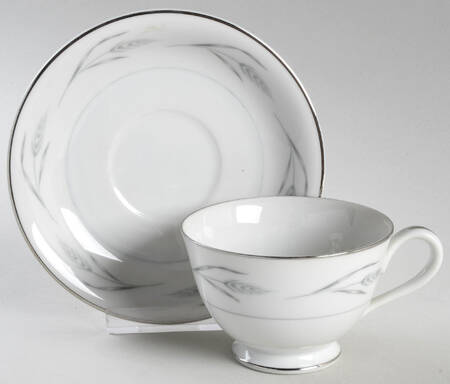 Serene Footed Cup & Saucer Set