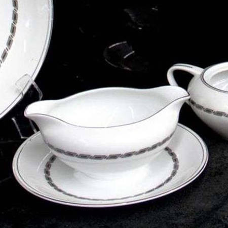 Vancourt Gravy Boat with Attached Underplate