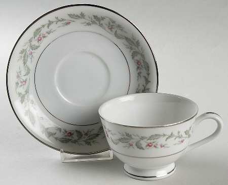 Westbury Footed Cup & Saucer Set