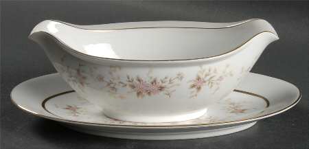 Winthrop Gravy Boat & Underplate