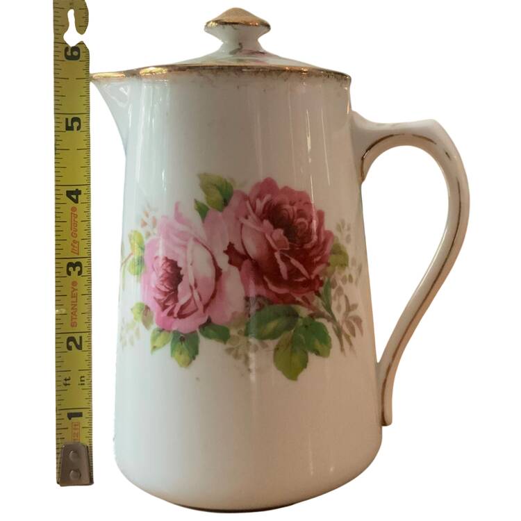 American Beauty (White Background) Hot Water Jug & Lid