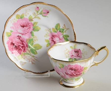 American Beauty (White Background) Footed Cup & Saucer Set