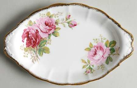 American Beauty (White Background) Tray for Mini Creamer & Open Sugar