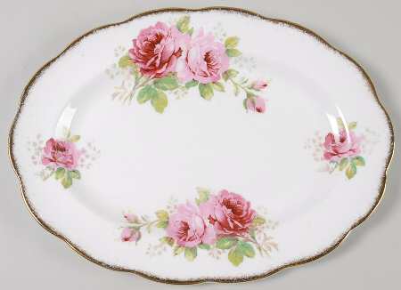 American Beauty (White Background) 11" Oval Serving Platter