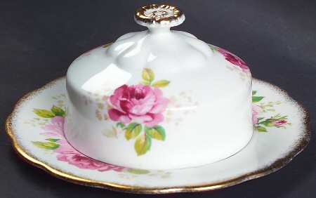 American Beauty (White Background) Round Covered Butter (Uses Bread & Butter Plate)