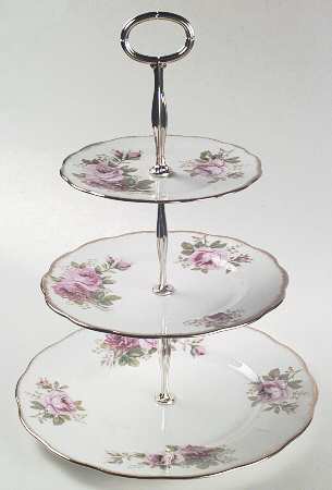 American Beauty (White Background) 13 7/8"-14 1/4" 3-Tiered Serving Tray(DP,SP,BB) HC