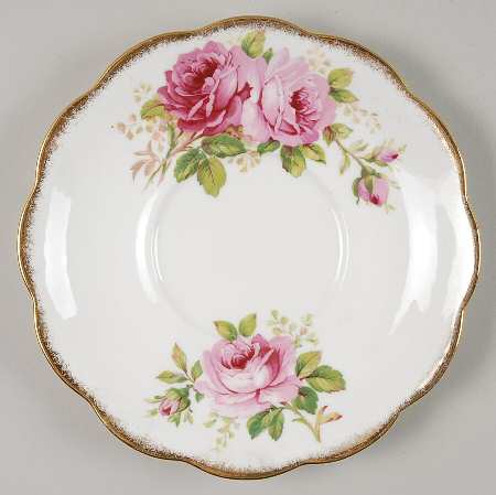 American Beauty (White Background) Round Gravy Boat & Underplate