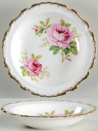 American Beauty (White Background) 5" Round Sweet Meat Dish