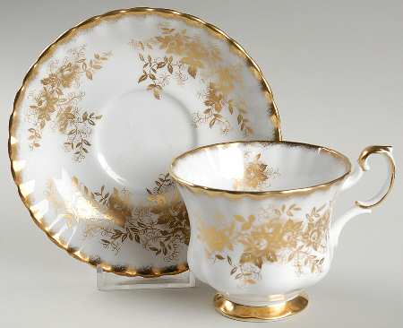 Antoinette Footed Cup & Saucer Set