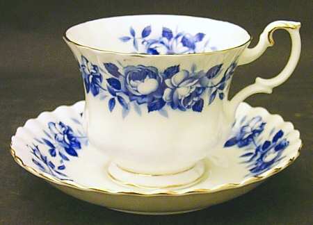 Aristocrat Footed Cup & Saucer Set