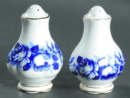 Aristocrat Salt & Pepper Set
